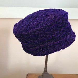 Vintage velvet pillbox hat
